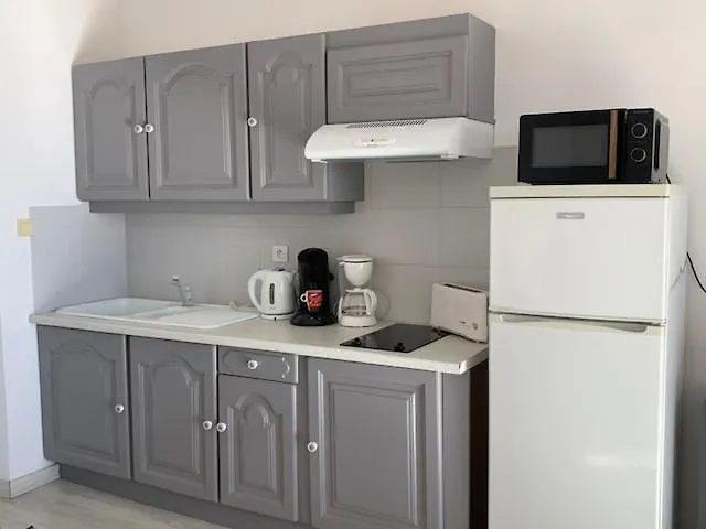 408 2-4 Pers Heliopolis K Vue * Agde