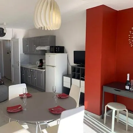 408 2-4 Pers Heliopolis K Vue * Agde